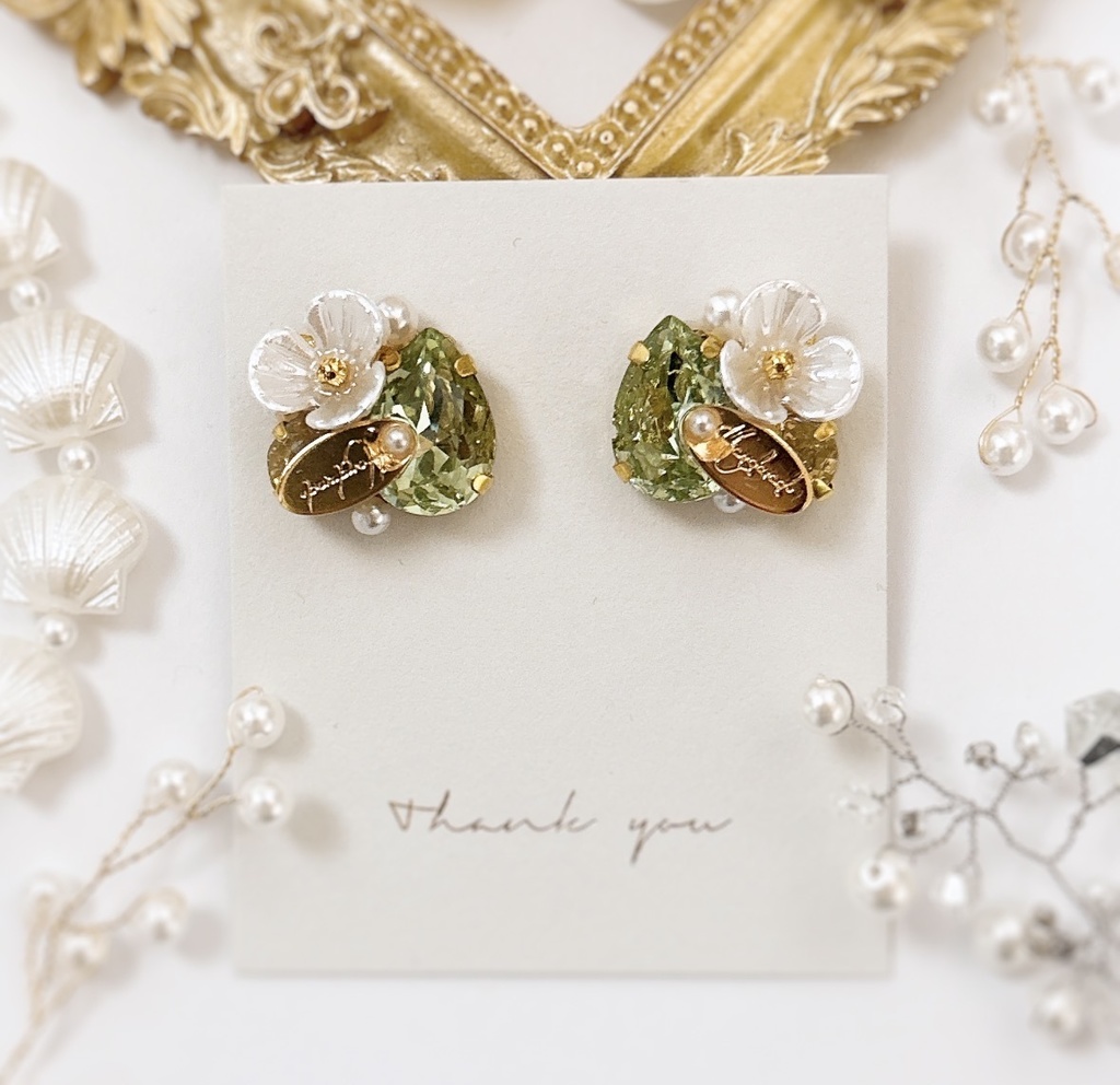 膝丸イメージピアス