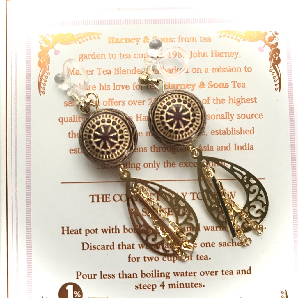 【再販】熱砂の太陽ピアス