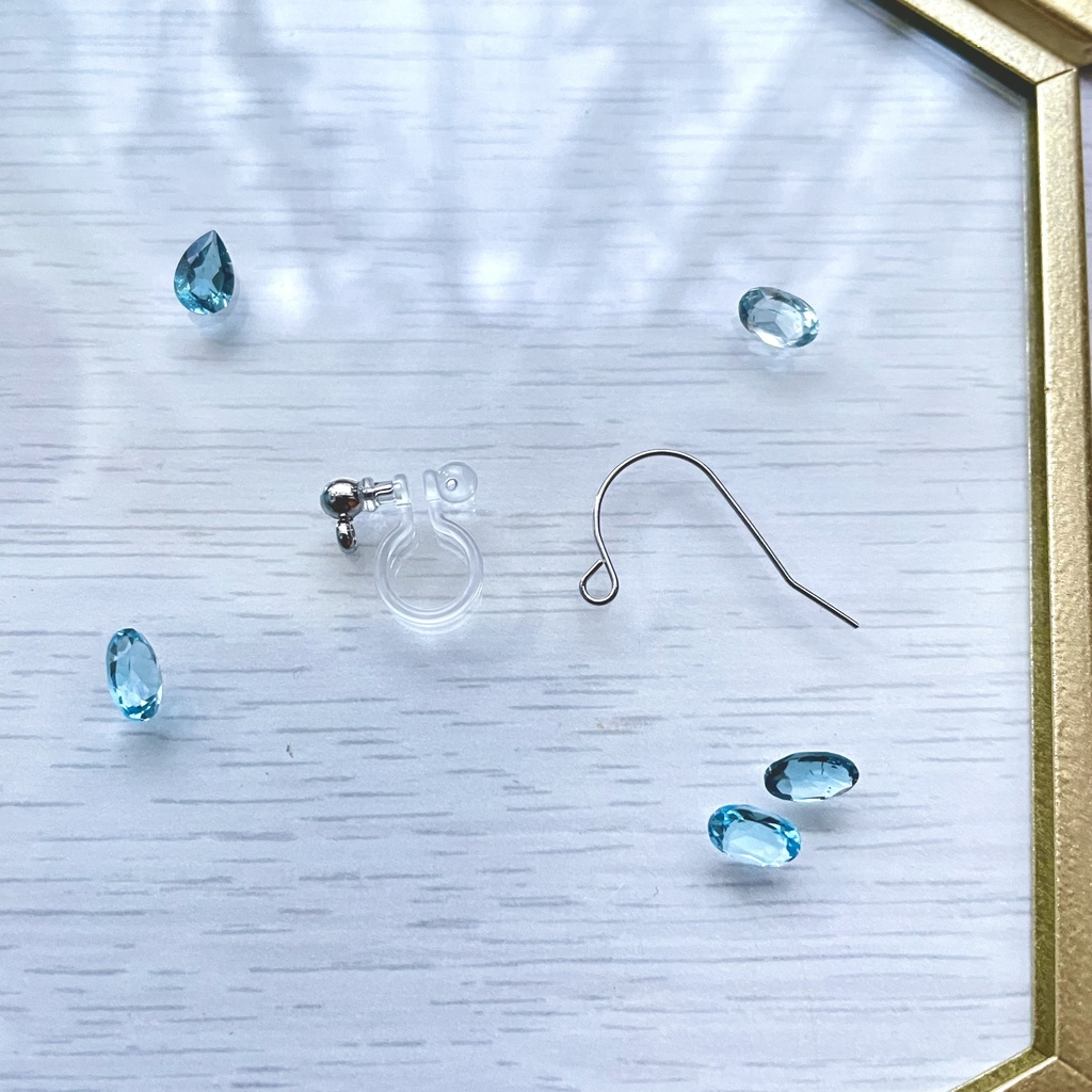 氷のかけらピアス