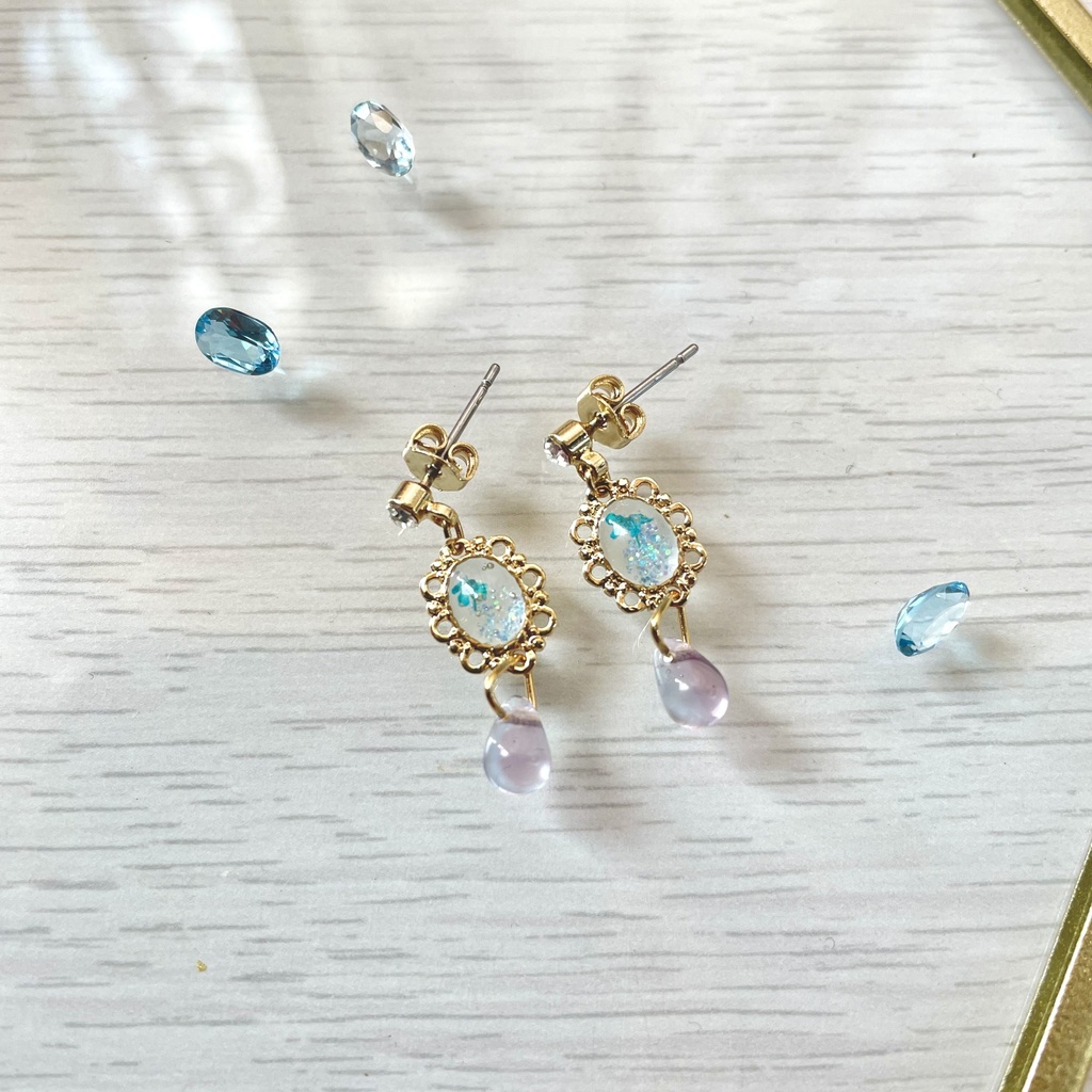 雷鳴のひとしずくピアス
