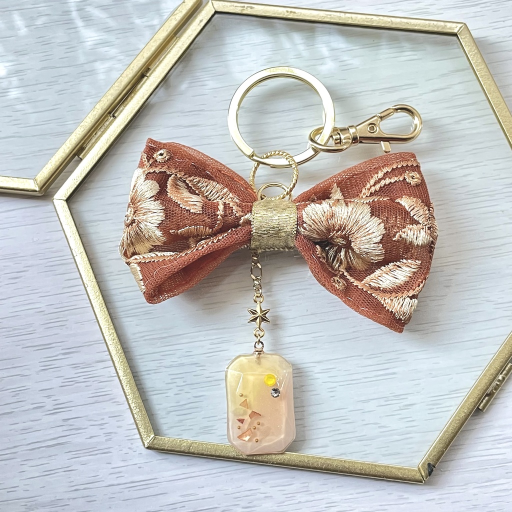 ふたつ星のバッグチャーム