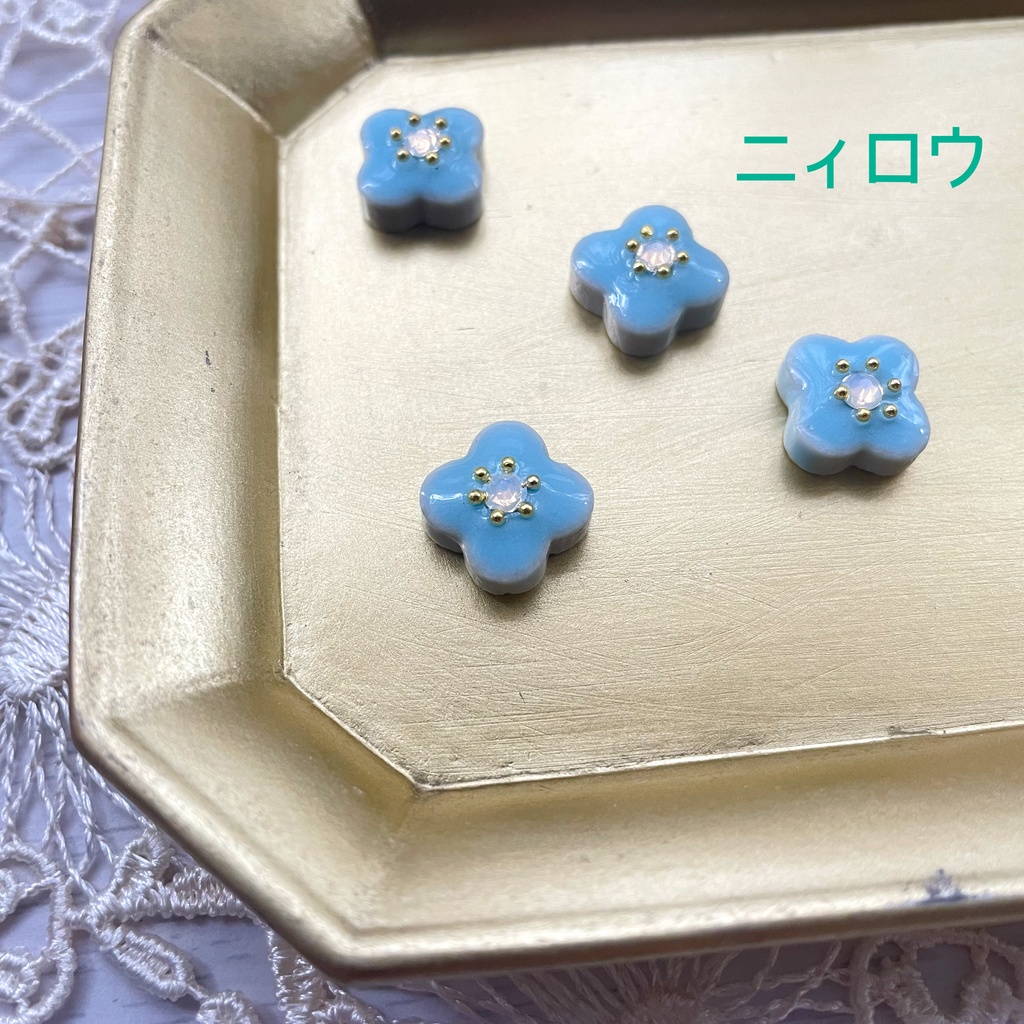 こつぶタイルの耳飾り