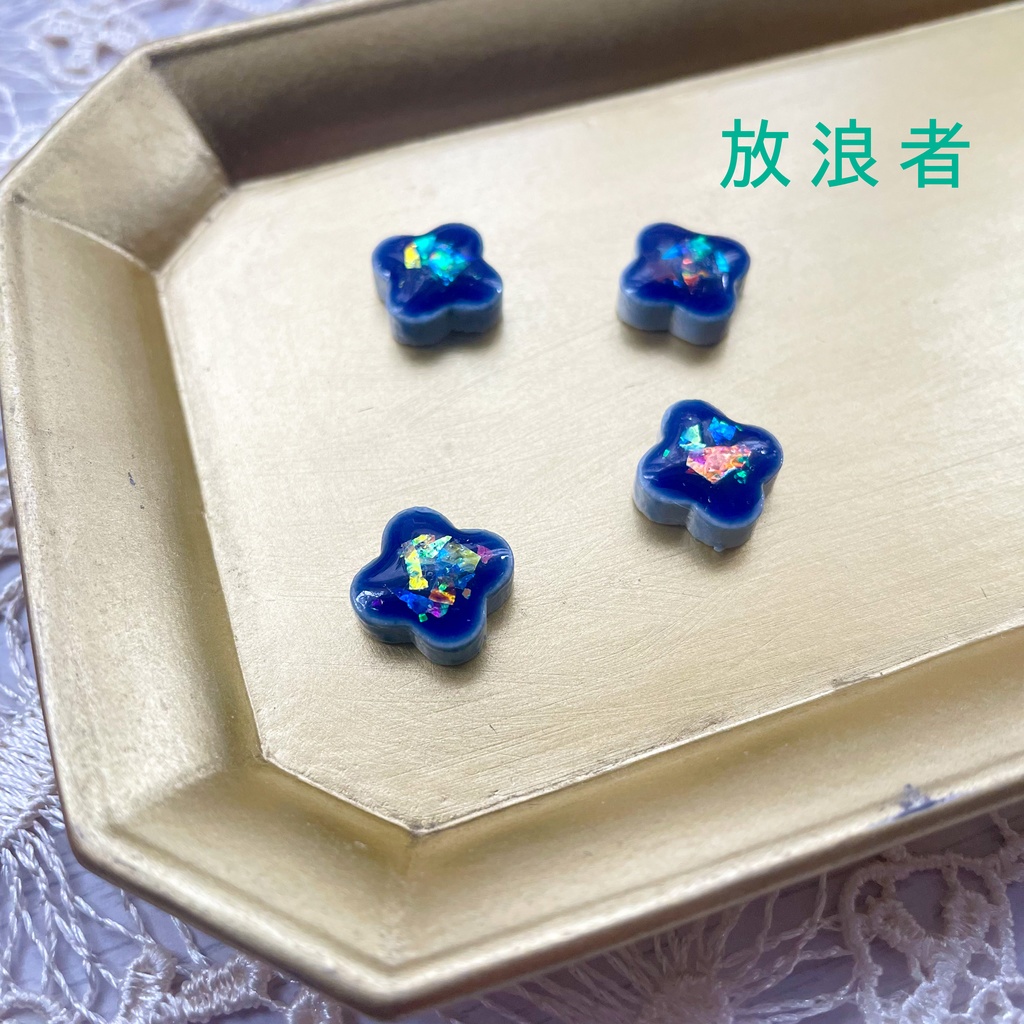 こつぶタイルの耳飾り