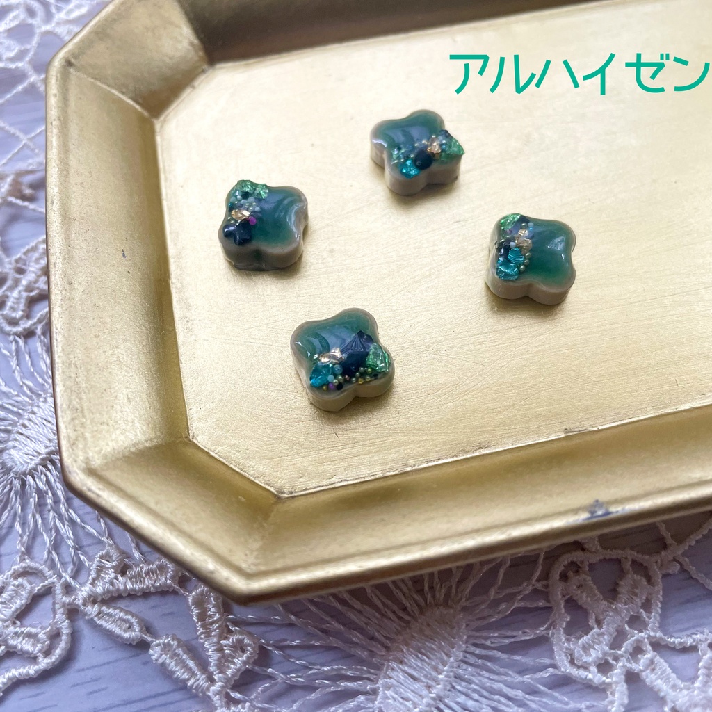 こつぶタイルの耳飾り