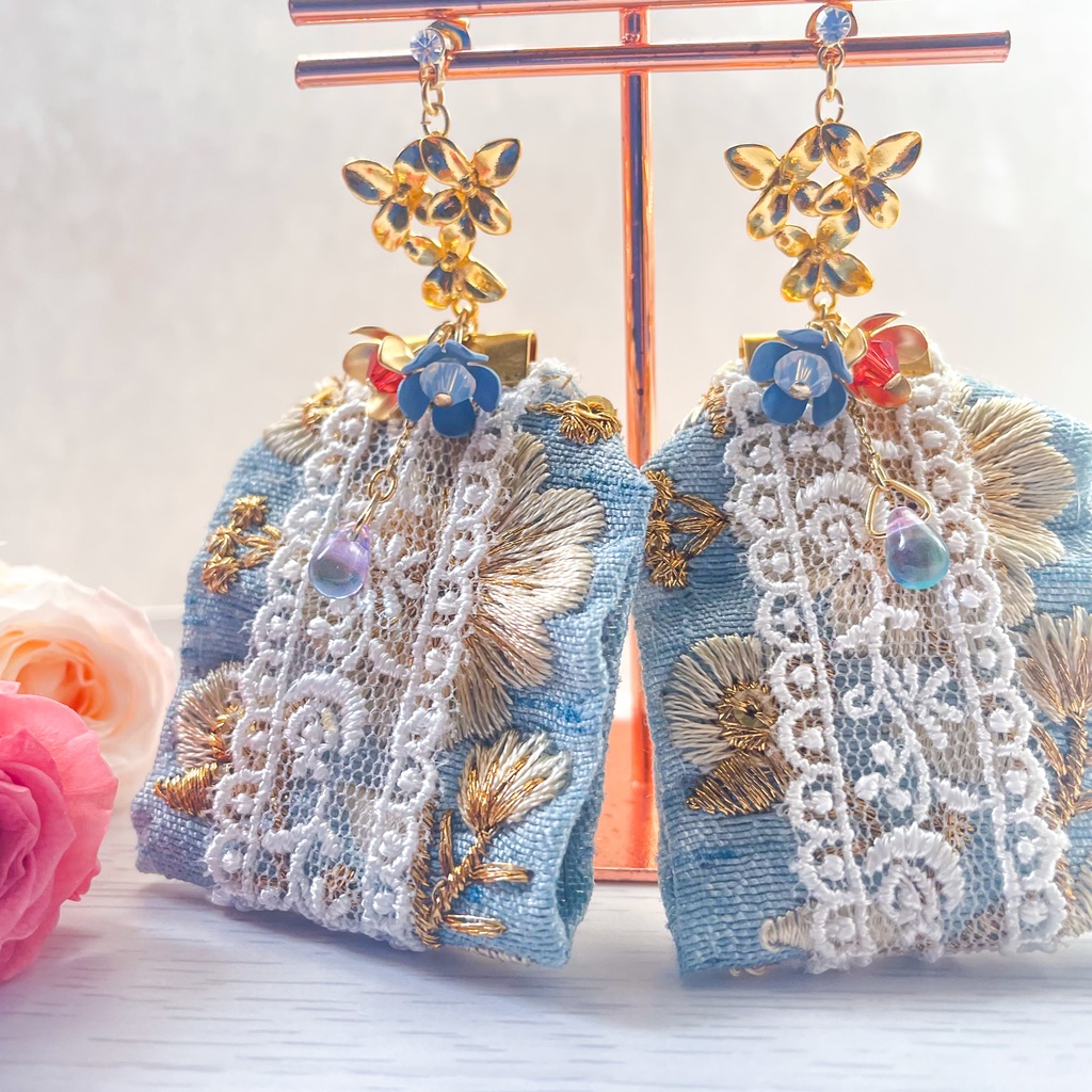 花笑みの耳飾り