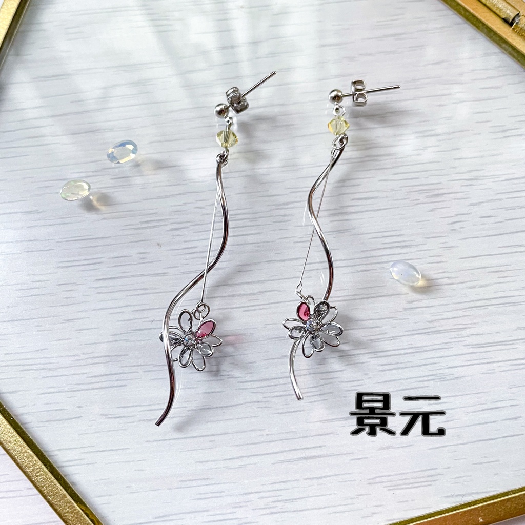 宙の花ピアス⑤