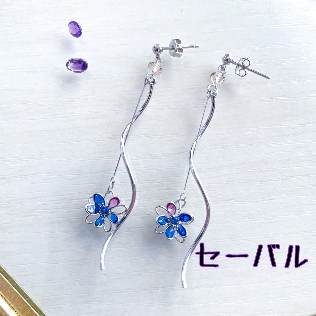 宙の花ピアス⑦