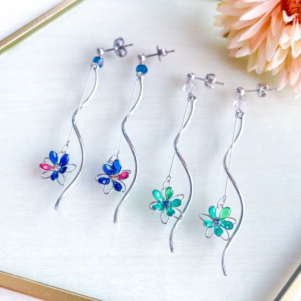 宙の花ピアス⑬
