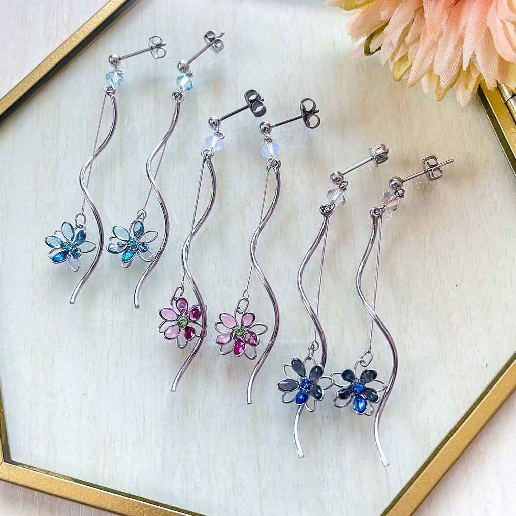 宙の花ピアス⑰