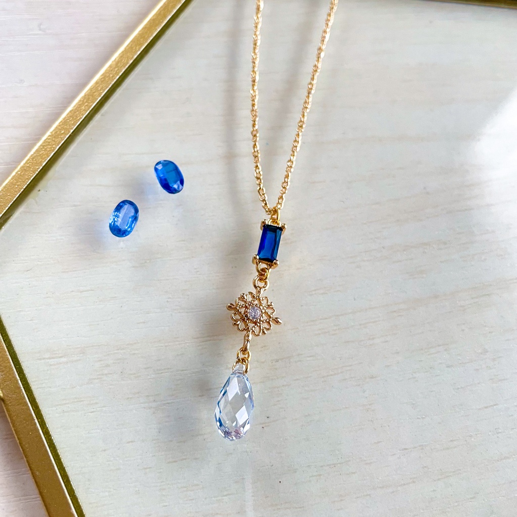 しずくのピアス・ネックレス