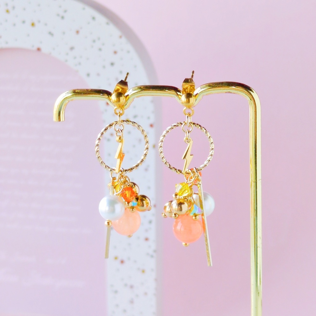 【非公式】🌈🕒/🌩🦒イメージピアス/イヤリング