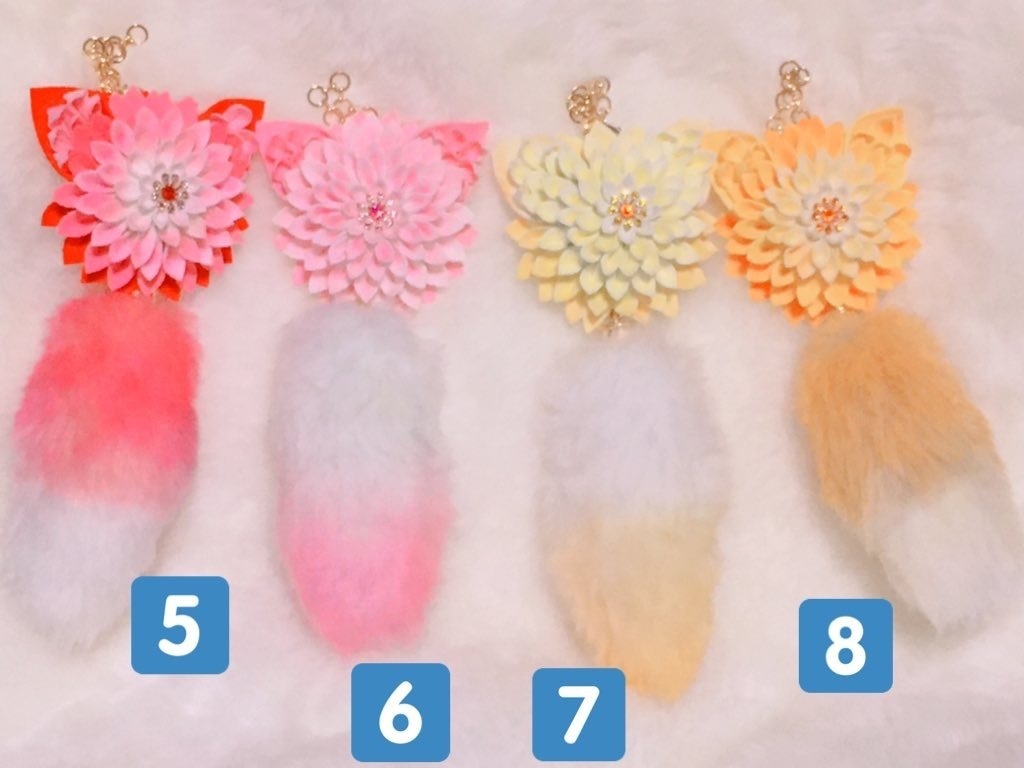 つまみ細工バッグチャーム・狐花