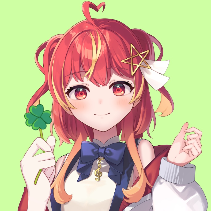 【Vtuber素材】四つ葉のクローバーを持つ素材