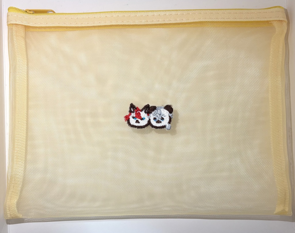 燐ニキ 刺繍ポーチ