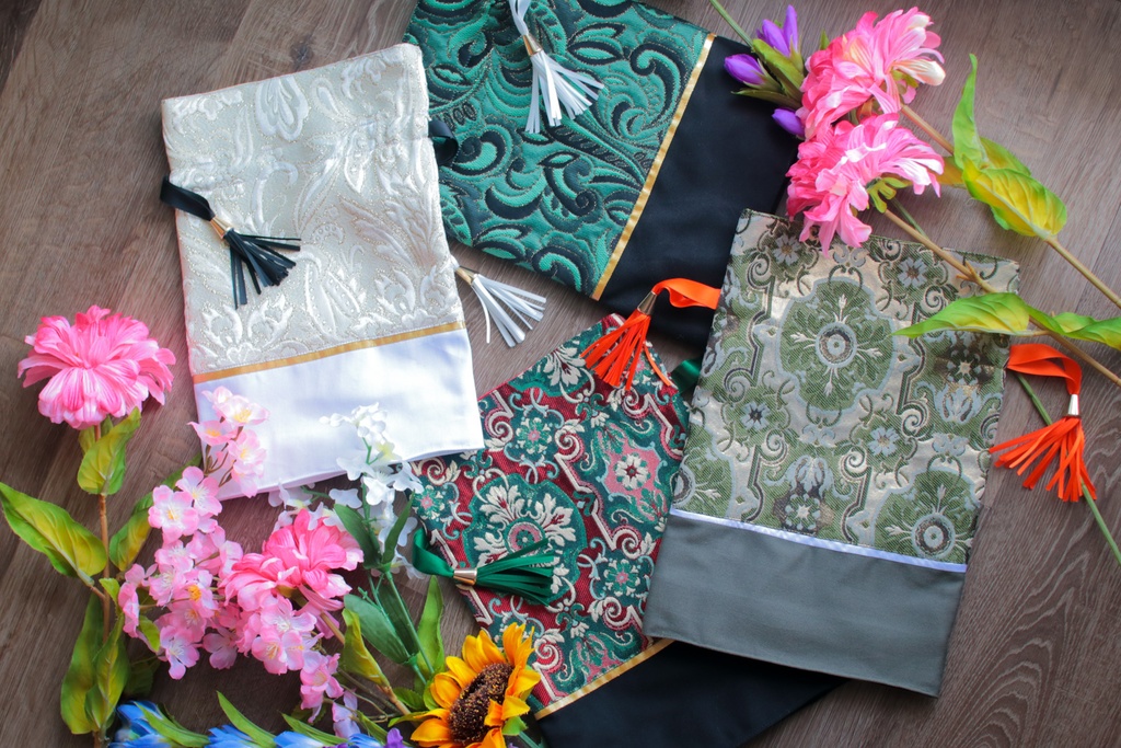 縦長巾着ポーチ