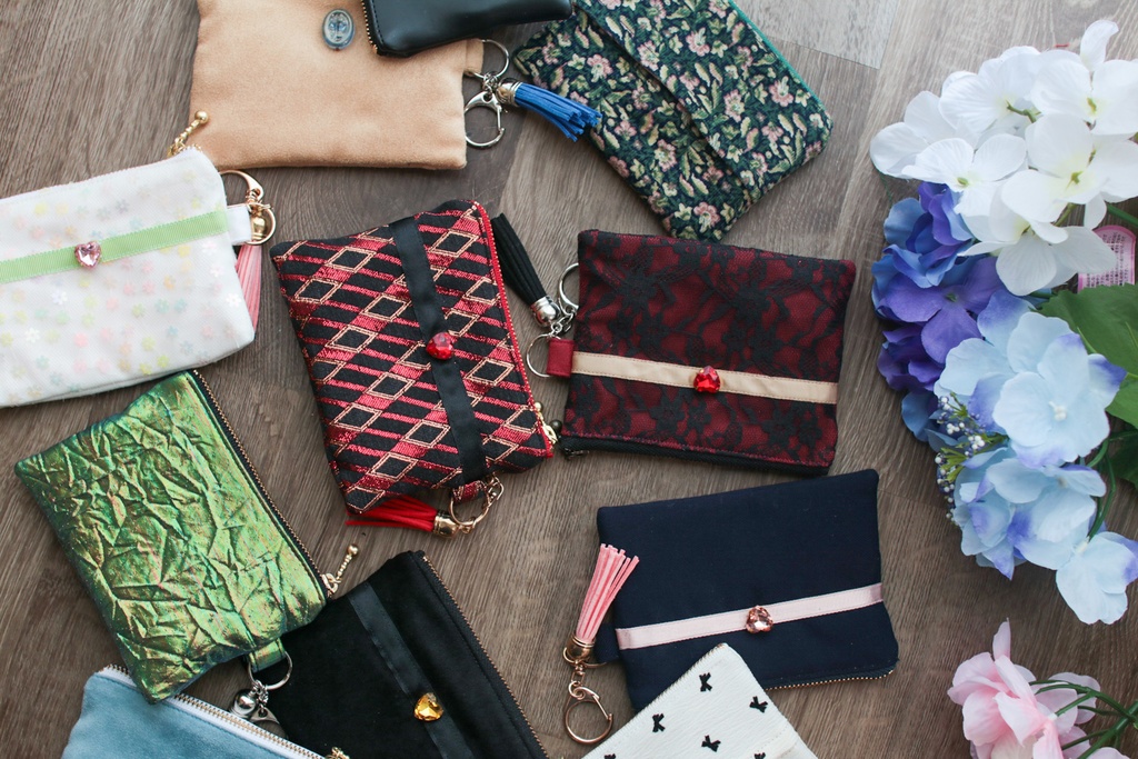 ティッシュポーチ