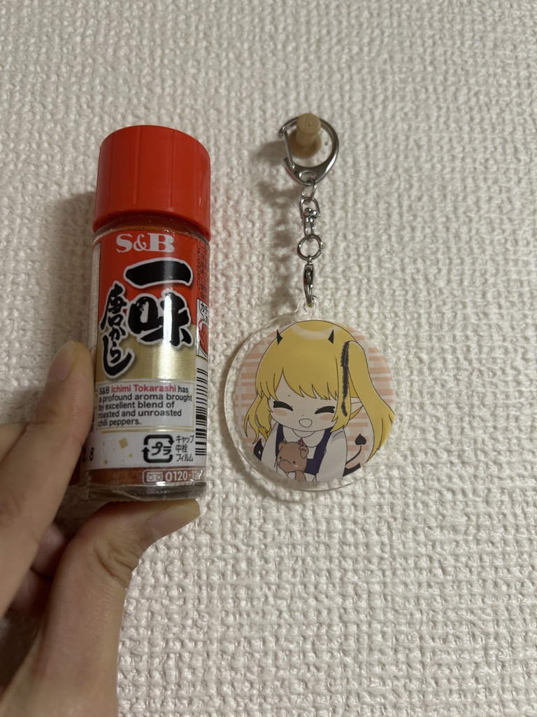 イブキのまん丸アクキー