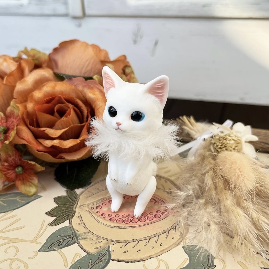 ネコのドール＊ふわふわ白猫