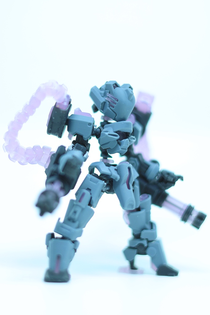 エンボディフレーム「隠神-イヌガミ-」Discolor【葵】　組み立てカラーキット【武器セット同梱】
