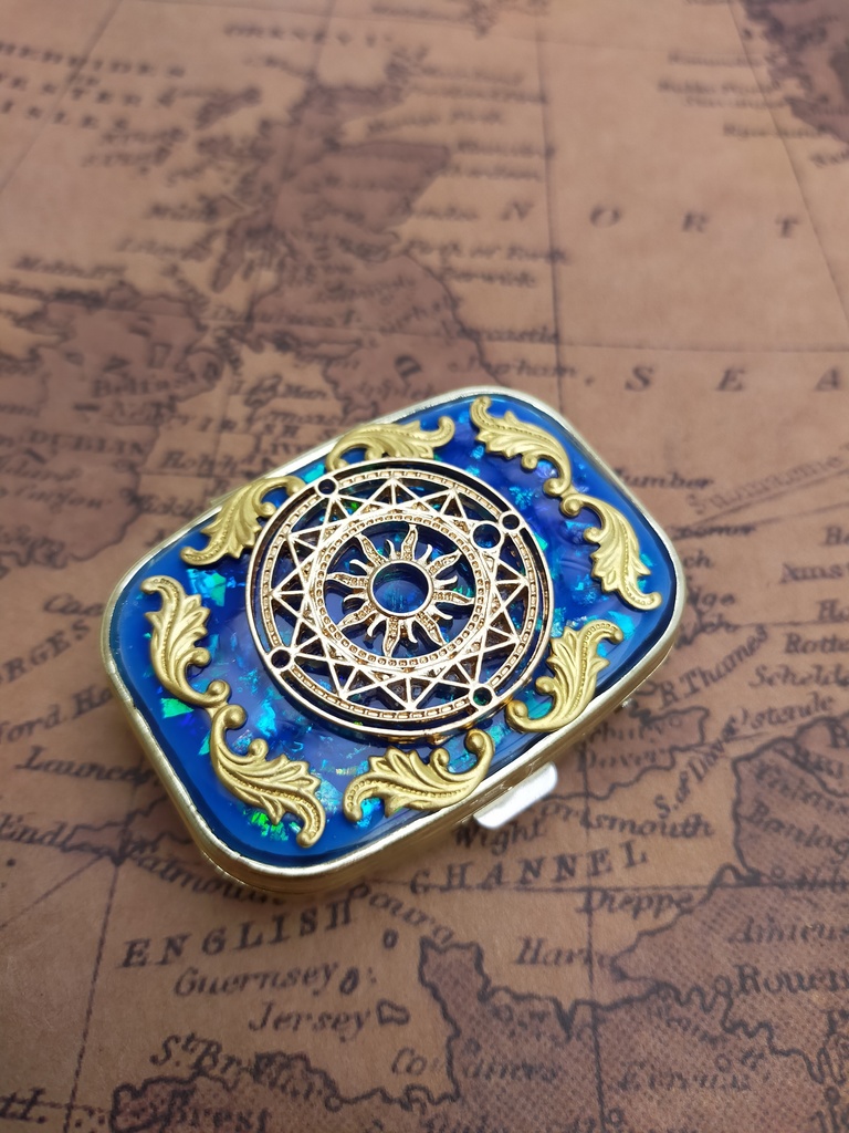 ハンドメイド ピルケース(魔法陣2).*･ﾟ