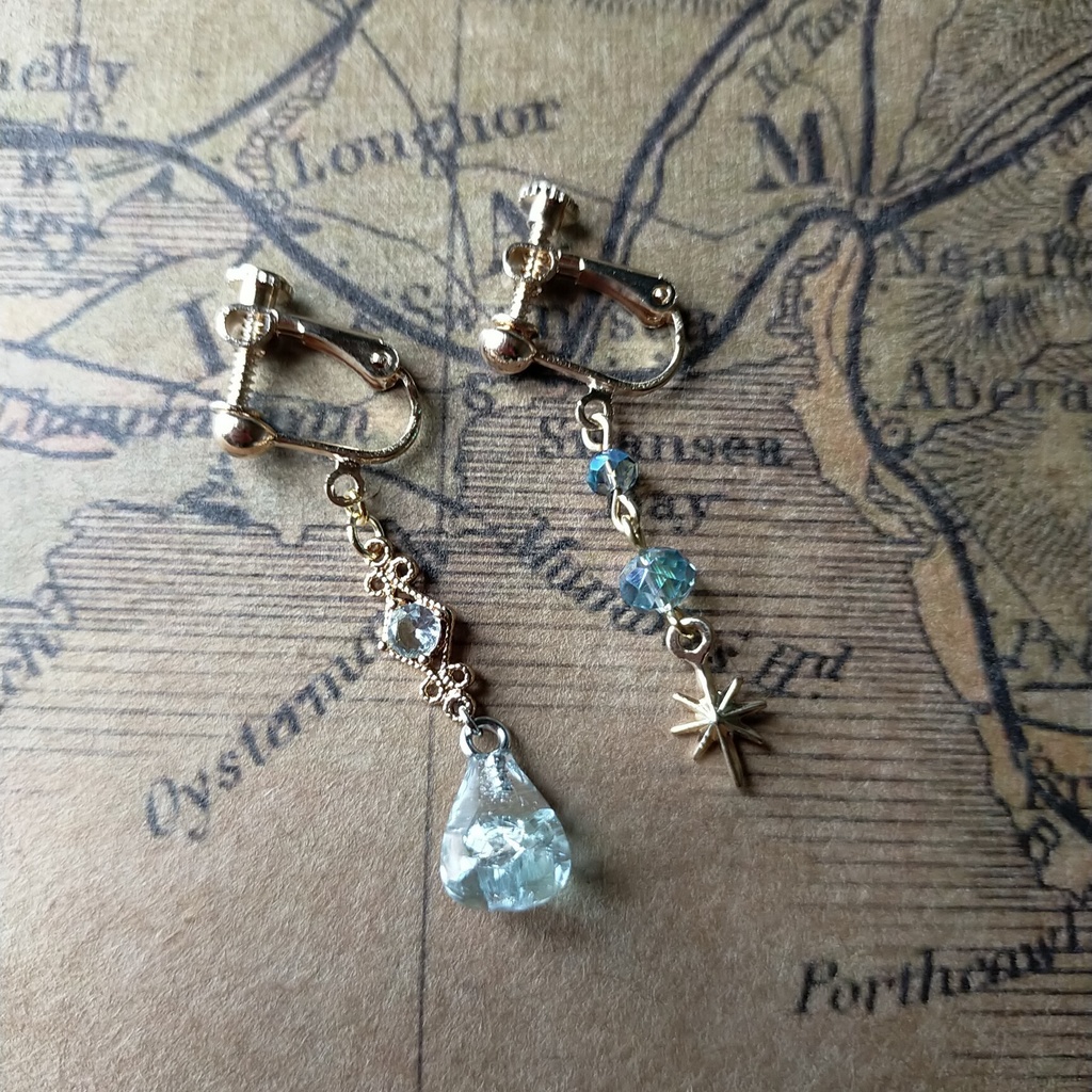 星と雫のアシメイヤリング.*･ﾟ