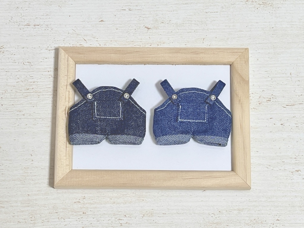 デニムのアーチサロペット