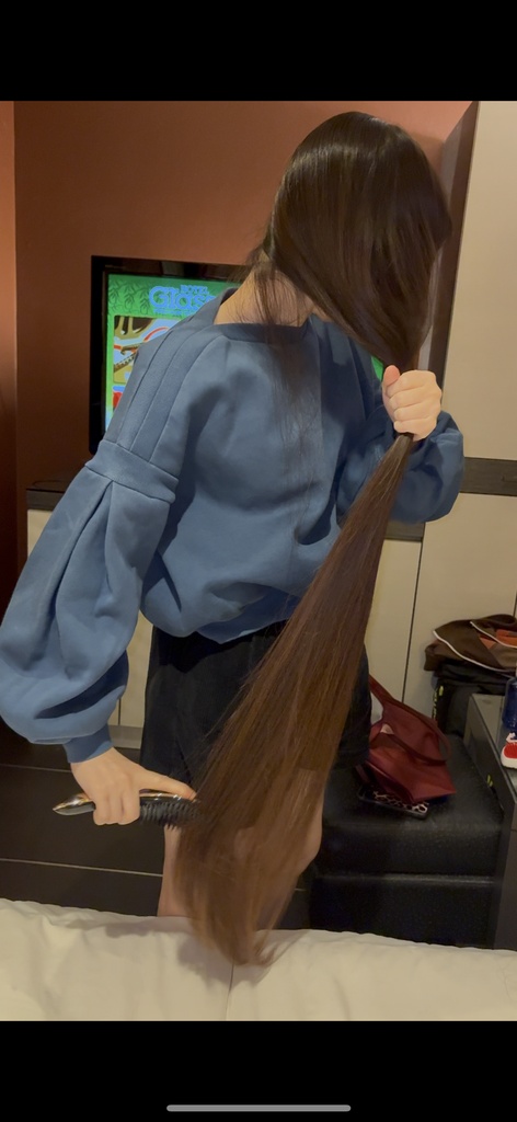 美髪スーパーロングヘアのブラッシング🎥