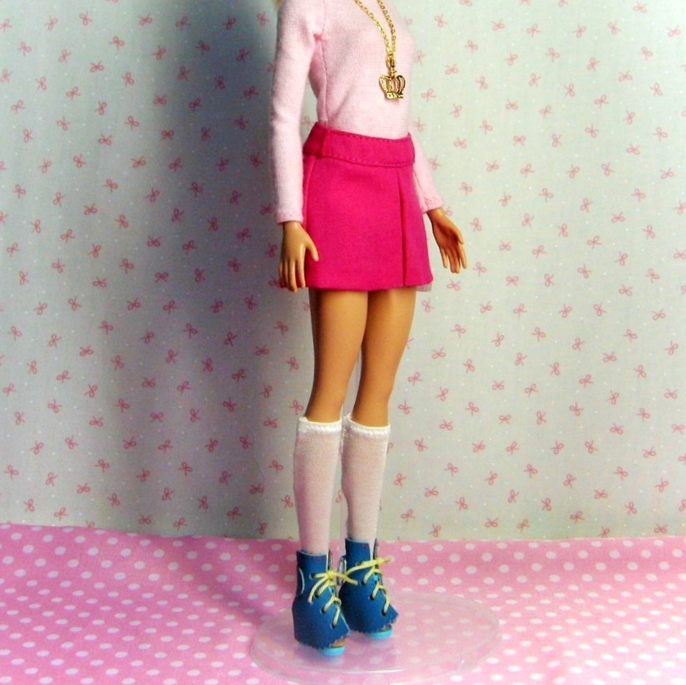 Barbie用　ベルト付きＡラインスカート　ピンク
