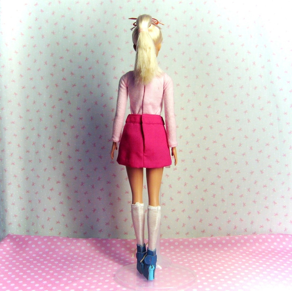 Barbie用　ベルト付きＡラインスカート　ピンク