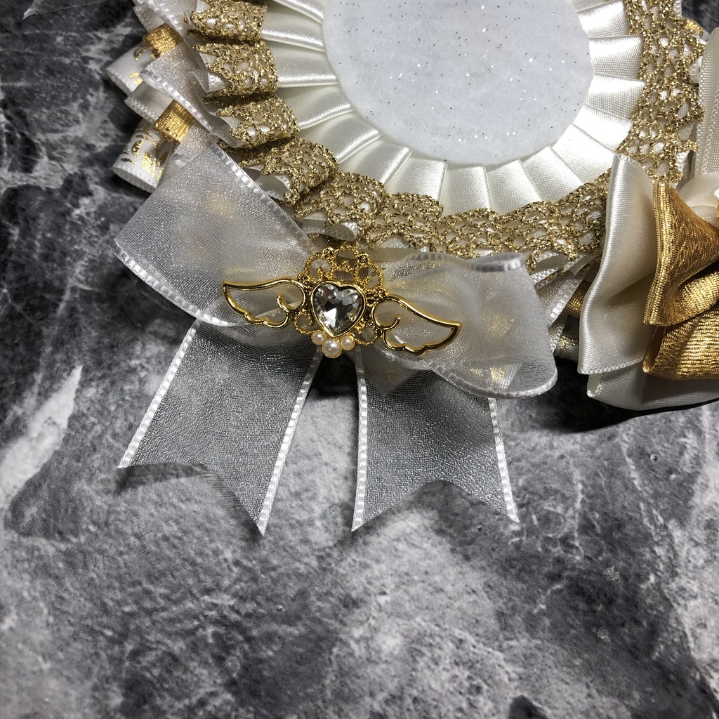 ロゼット Cタイプ 缶バッジ 57〜75mm対応 カラー:白×ゴールド