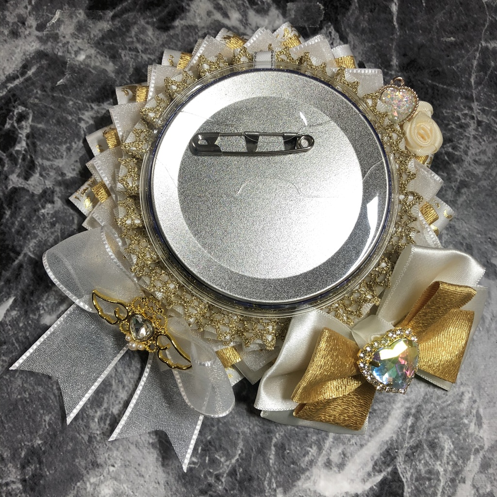 ロゼット Cタイプ 缶バッジ 57〜75mm対応 カラー:白×ゴールド