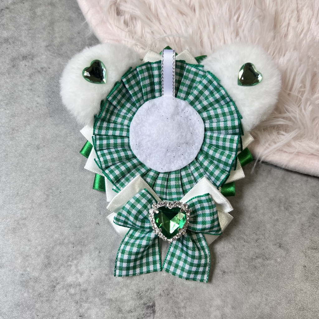 痛ロゼット　緑　くま　くま耳　57mm