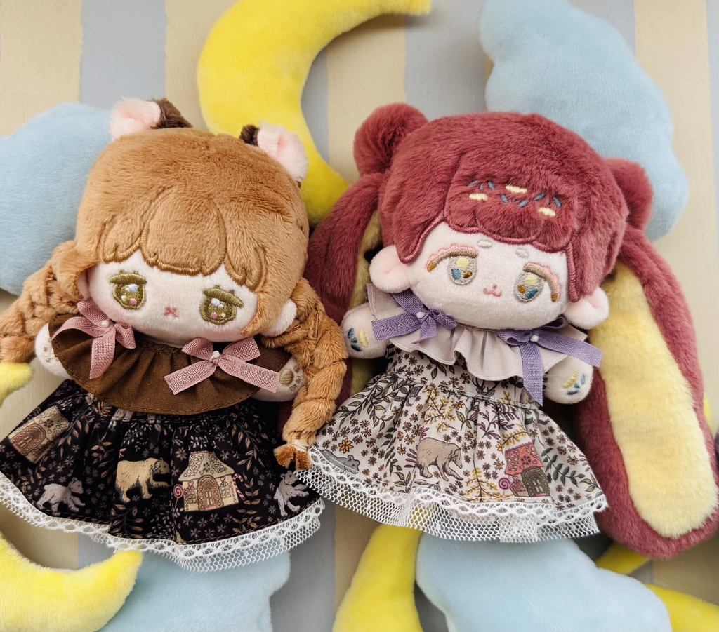 10cmぬいぐるみ服　秋のフリルワンピース(ベージュ)