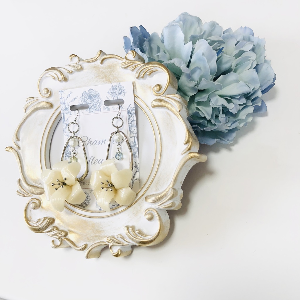 白百合ピアス argile.No.12