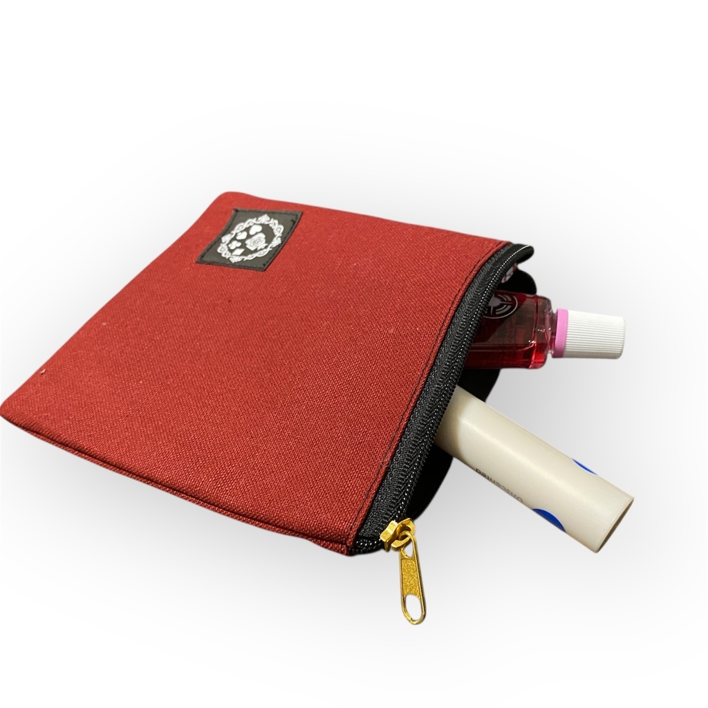 概念ロゴポーチ