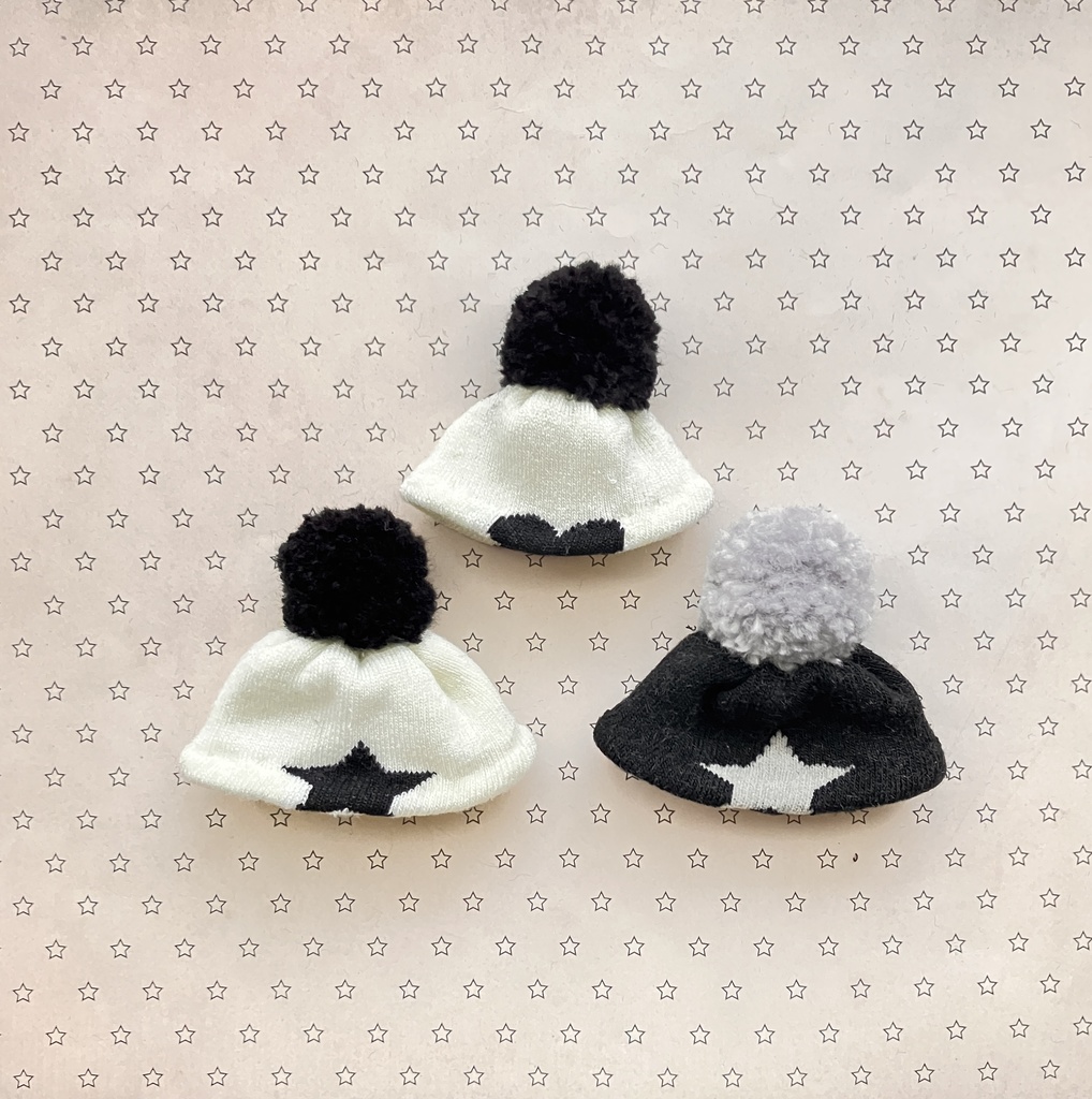ポンポン帽子（🧨ﾁｬﾝ用）　　　⚠️ﾊｲﾈｯｸｾｰﾀｰは別売りです