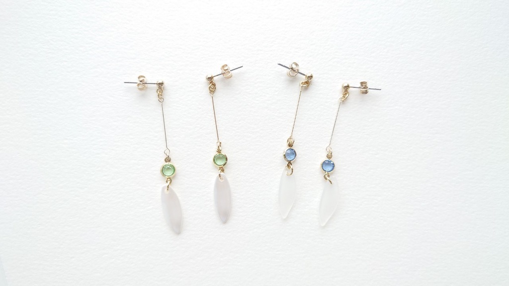 ピアス