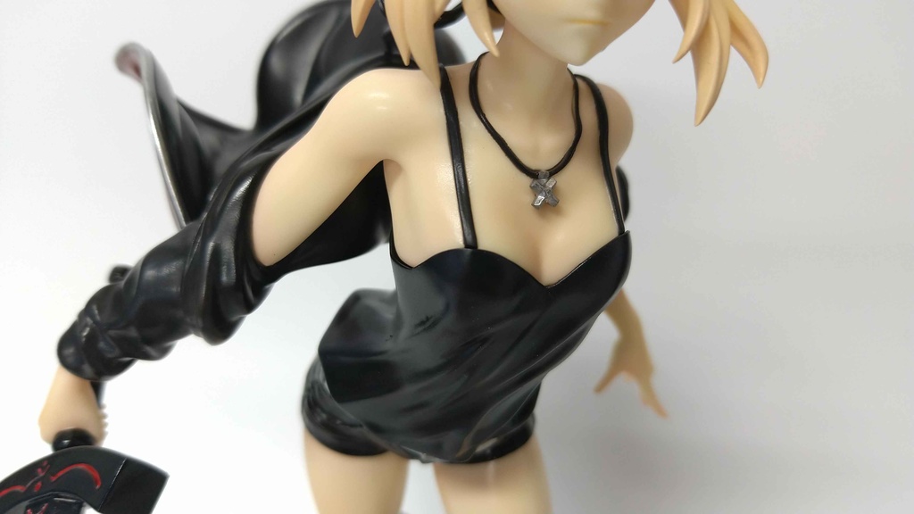 Fate/Grand Order アルトリア・ペンドラゴン(オルタ)漆黒の騎士王ver新宿1999 未塗装未組み立てガレージキット