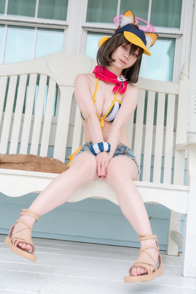 C107 新刊 久田イズナ写真集「イズナ流忍法 涼やかの術!」