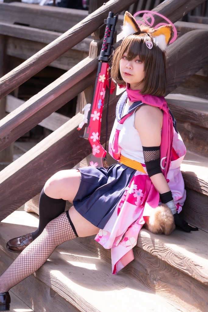 久田イズナ写真集「桜花爛漫」