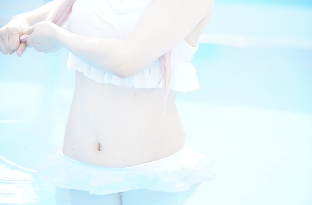 ブルアカ太ももおなか本「ぶるあかの ふとももおなか あつめたの」