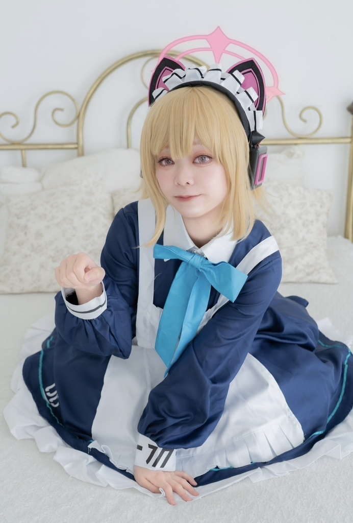 せんアカ16新刊 才羽モモイコスプレ写真集「Momoi Loading...」