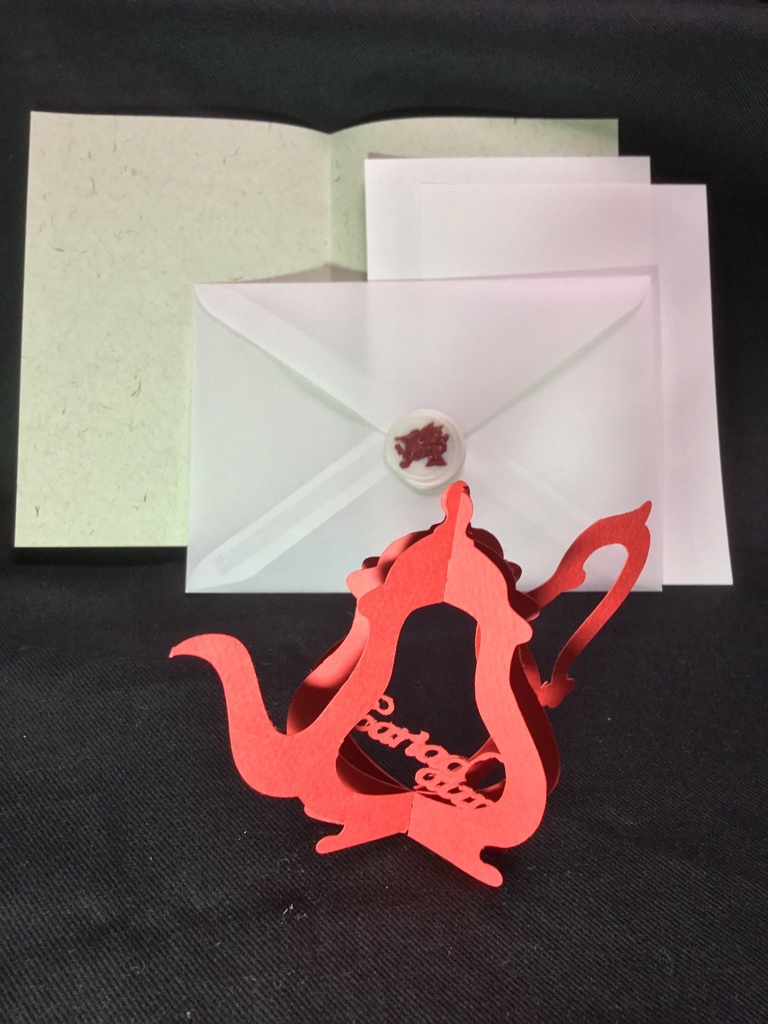 ウェールズ語立体切り絵メッセージカード【Penblwydd Hapus】黄