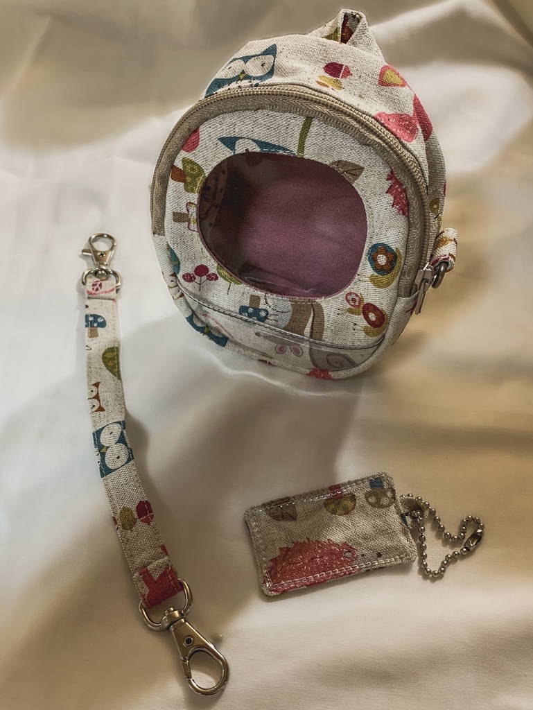 ぬいの収納ポーチ