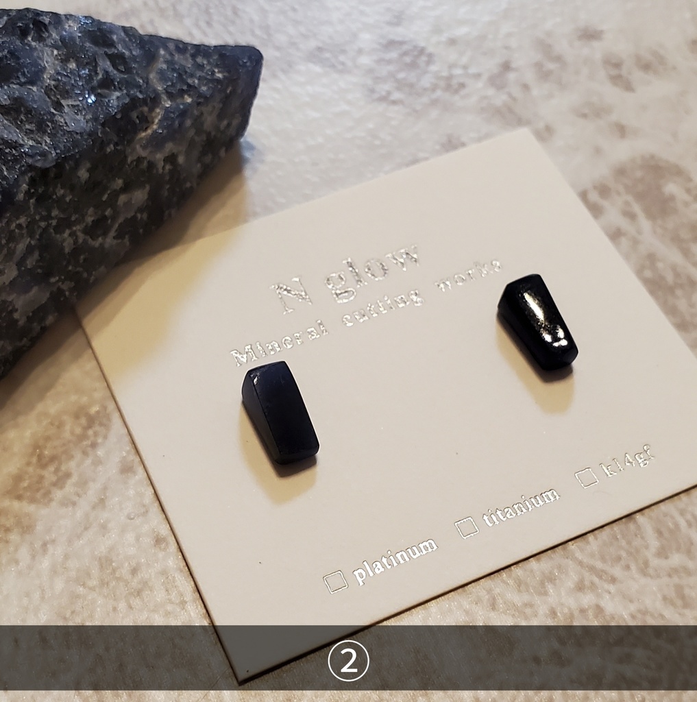 ※展示※【本気で考えた夢女のためのイメージピアス】Ver.Rectangle short【ソーダライト 原石使用】