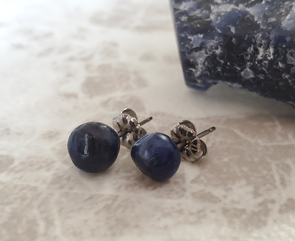 【展示】【一次創作】ソーダライト スタッドピアス