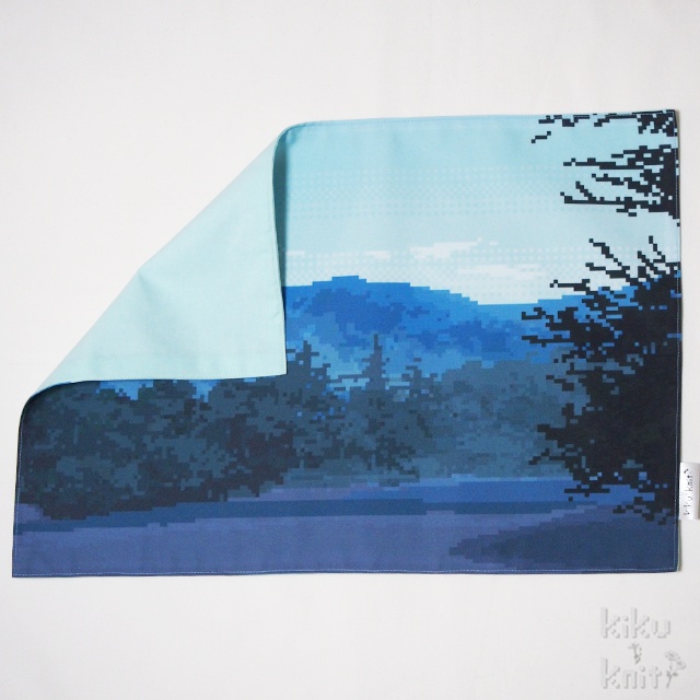 朝霧の森林 ランチョンマット・ドット絵