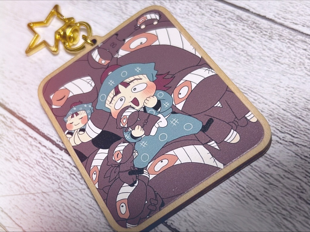 すりるぅ〜【木製アクキー 】