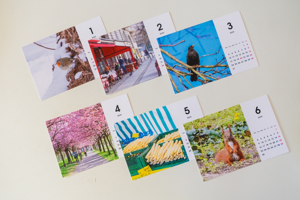 ドイツの四季卓上カレンダー2025