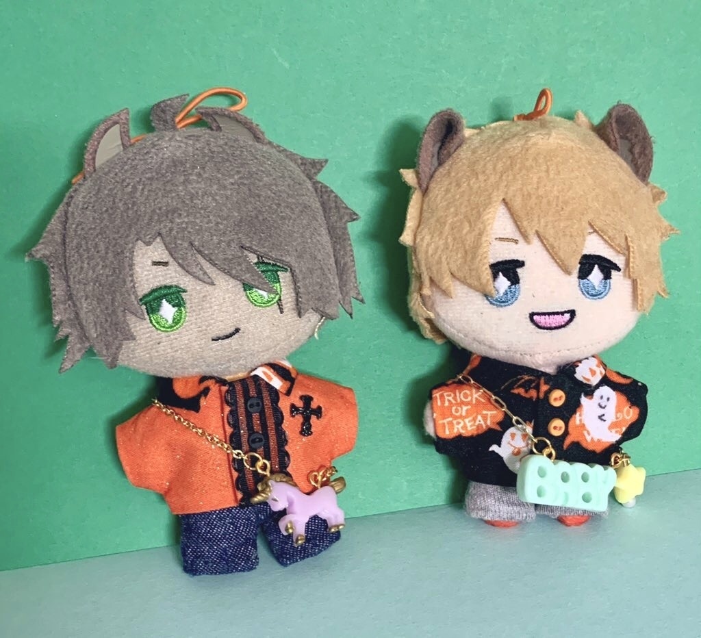 ハロウィンシャツとスカート